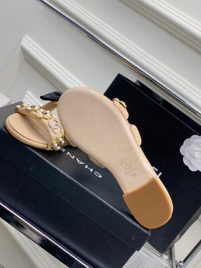 Chanel G40132 Women's Slippers Shoes Lambskin C90202
