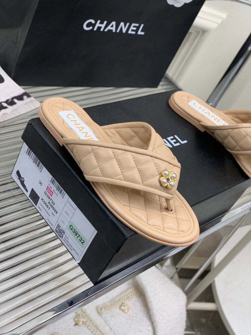 Chanel G40132 Women's Slippers Shoes Calfskin C90203 - 35 - View 2