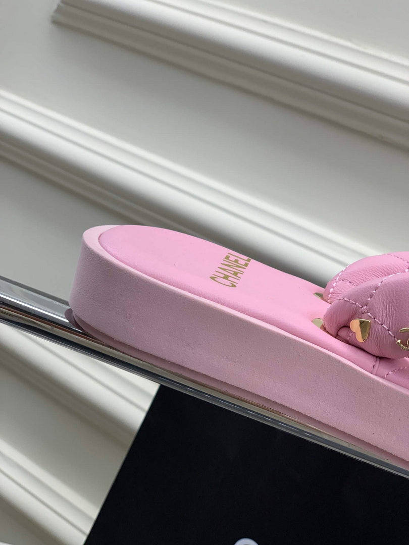 Chanel G40132 Women's Slippers Shoes Lambskin C90210