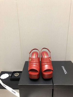 Chanel G45016 Patent Crumpled Lambskin Sandals C88321 - US 4=Euro 35 - View 2