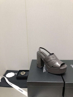 Chanel G45016 Patent Crumpled Lambskin Sandals C88322 - US 4=Euro 35 - View 7