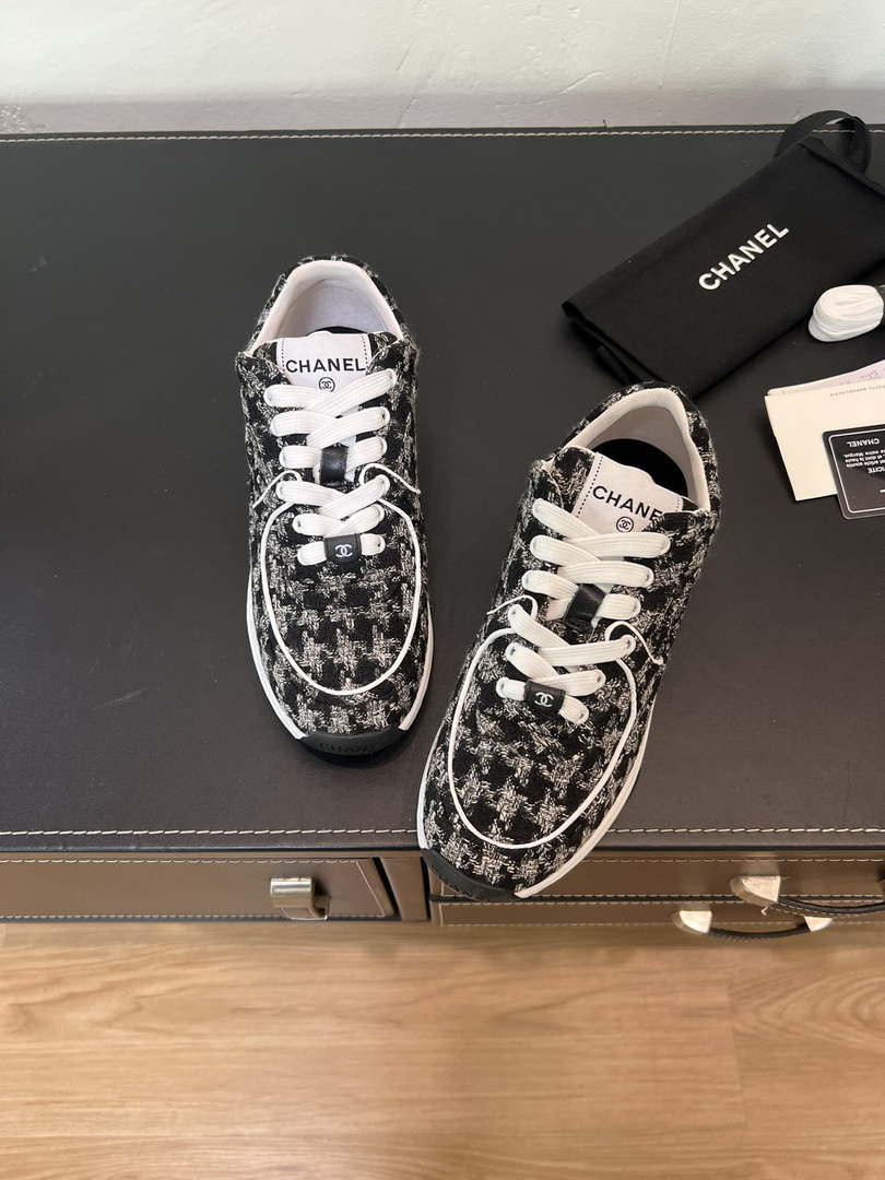 Chanel G45077 Women's Trainer Wool Sneaker C912471