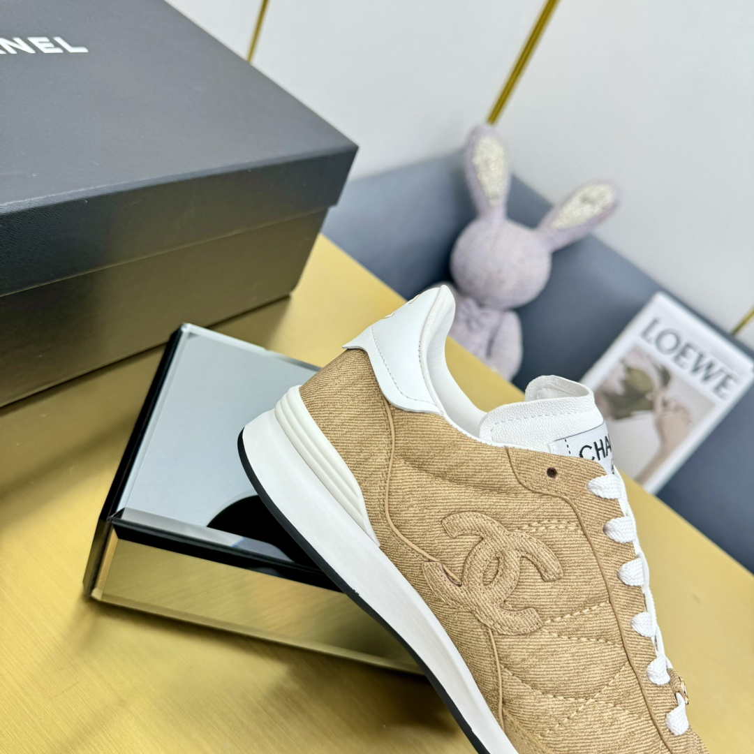 Chanel G45839 Women 24B Trainers Shiny Calfskin Calfskin & Suede Calfskin C91253 - Fmale-Euro 35=US 4 - View 3
