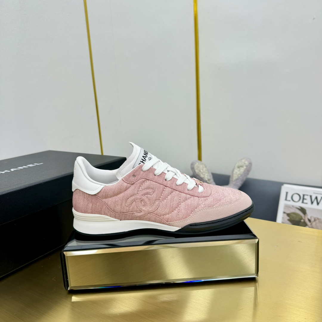 Chanel G45839 Women 24B Trainers Shiny Calfskin Calfskin & Suede Calfskin C91254 - Fmale-Euro 35=US 4 - View 1
