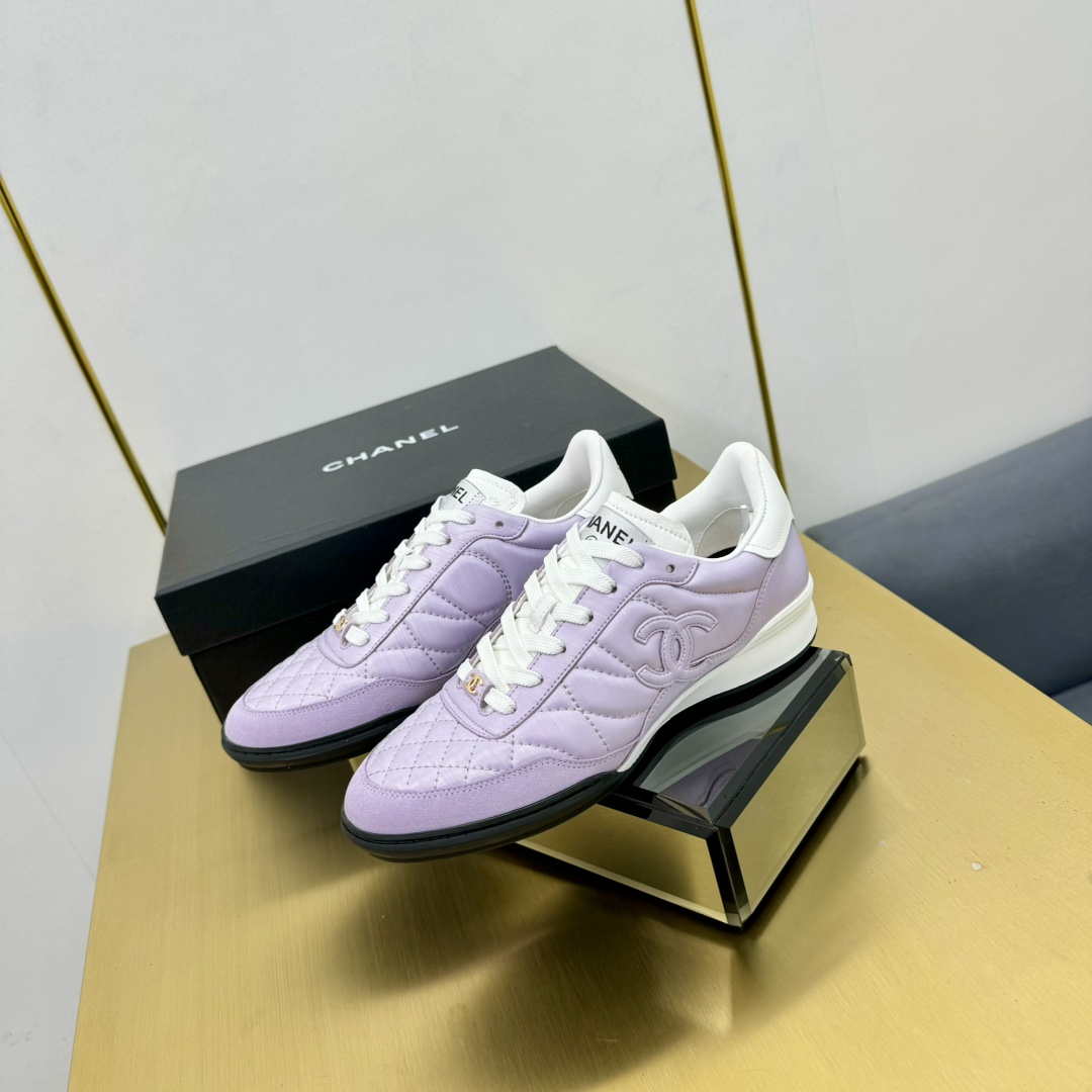 Chanel G45839 Women 24B Trainers Shiny Calfskin Calfskin & Suede Calfskin C91255 - Fmale-Euro 35=US 4 - View 5