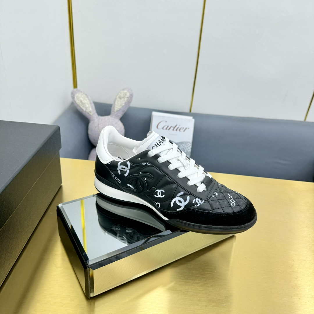 Chanel G45839 Women 24B Trainers Shiny Calfskin Calfskin & Suede Calfskin C91261