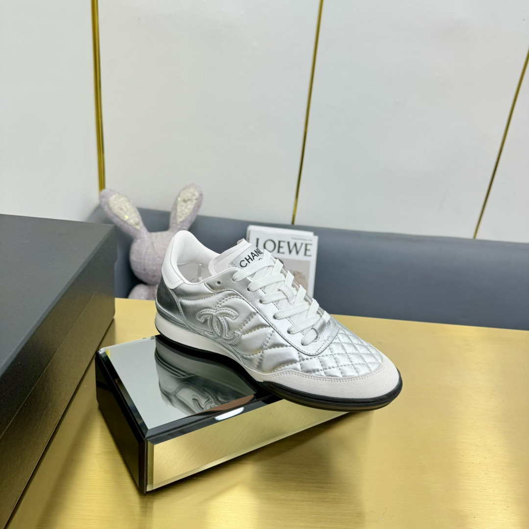Chanel G45839 Women's 24B Casual Trainer Sneaker C91263 - Fmale-Euro 35=US 4 - View 3