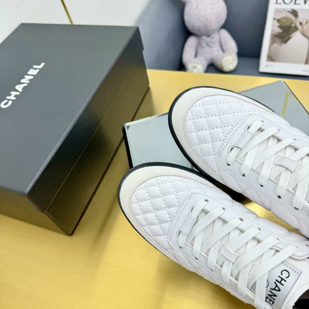 Chanel G45839 Women 24B Trainers Shiny Calfskin Calfskin & Suede Calfskin C91264 - Fmale-Euro 35=US 4 - View 6