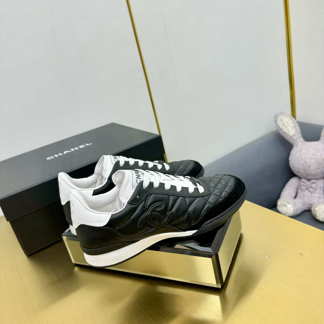 Chanel G45839 Women 24B Trainers Shiny Calfskin Calfskin & Suede Calfskin C91262 - Fmale-Euro 35=US 4 - View 7