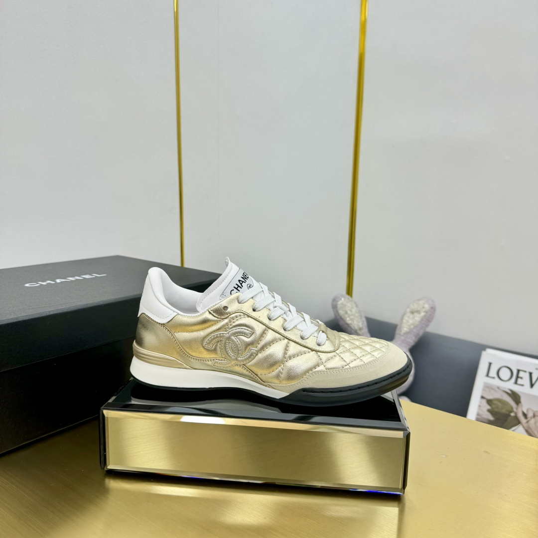 Chanel G45839 Women 24B Trainers Shiny Calfskin Calfskin & Suede Calfskin C91265 - Fmale-Euro 35=US 4 - View 1