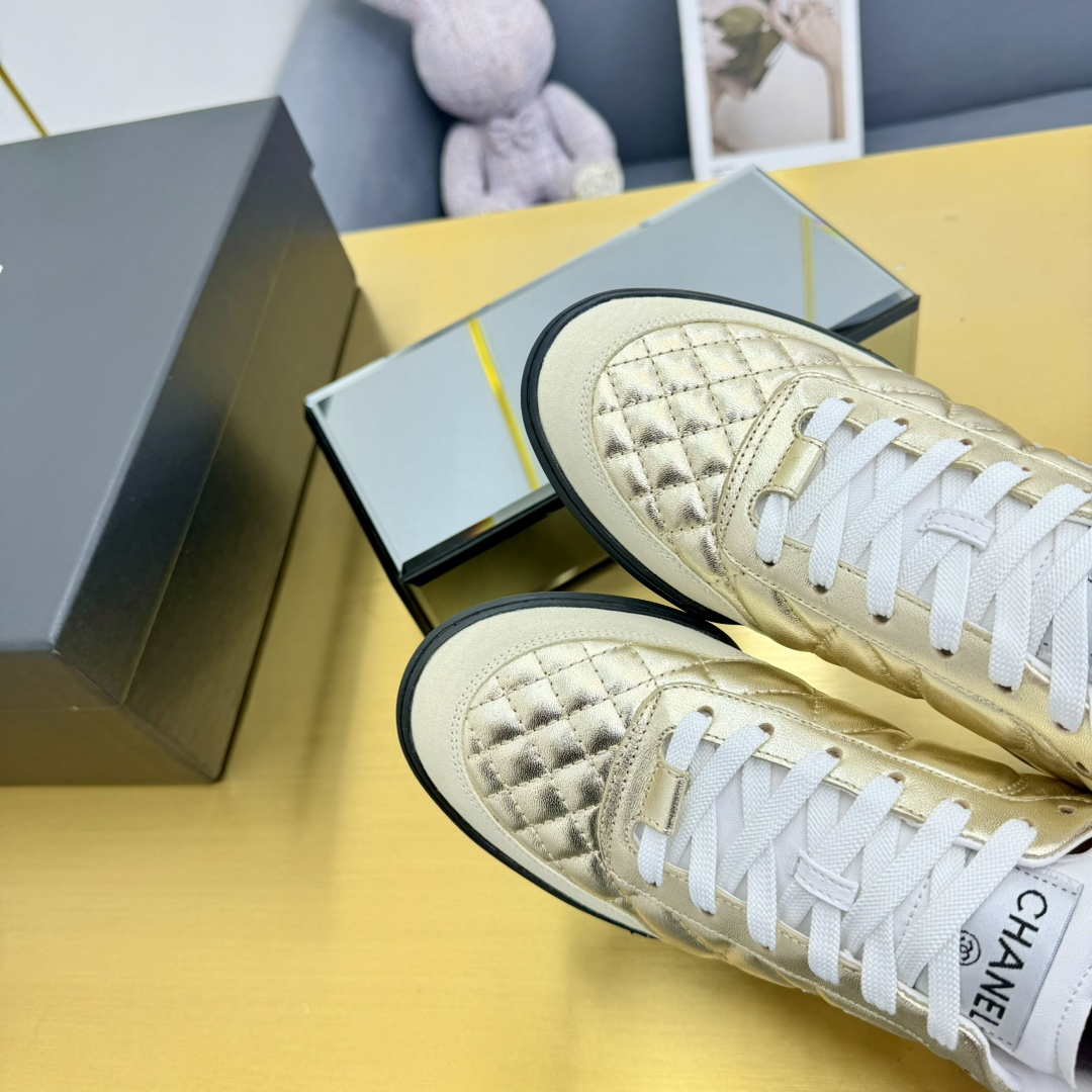 Chanel G45839 Women 24B Trainers Shiny Calfskin Calfskin & Suede Calfskin C91265 - Fmale-Euro 35=US 4 - View 6