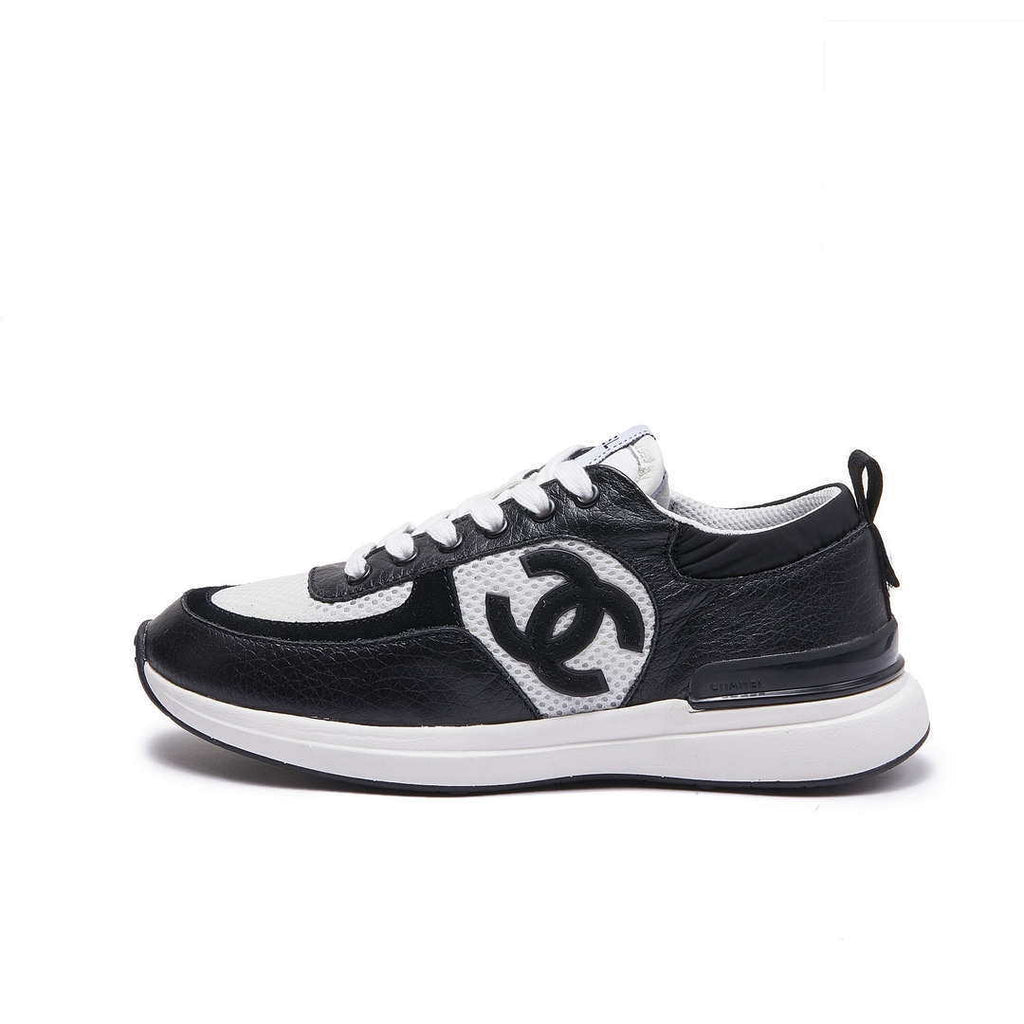 Chanel G46076 Women 24B Trainers Grained Calfskin Black & White C91290