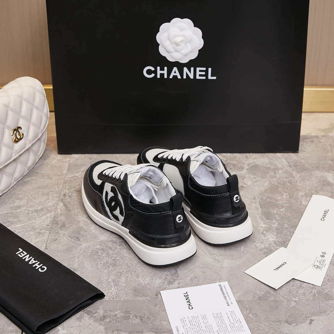 Chanel G46076 Women 24B Trainers Grained Calfskin Black & White C91290
