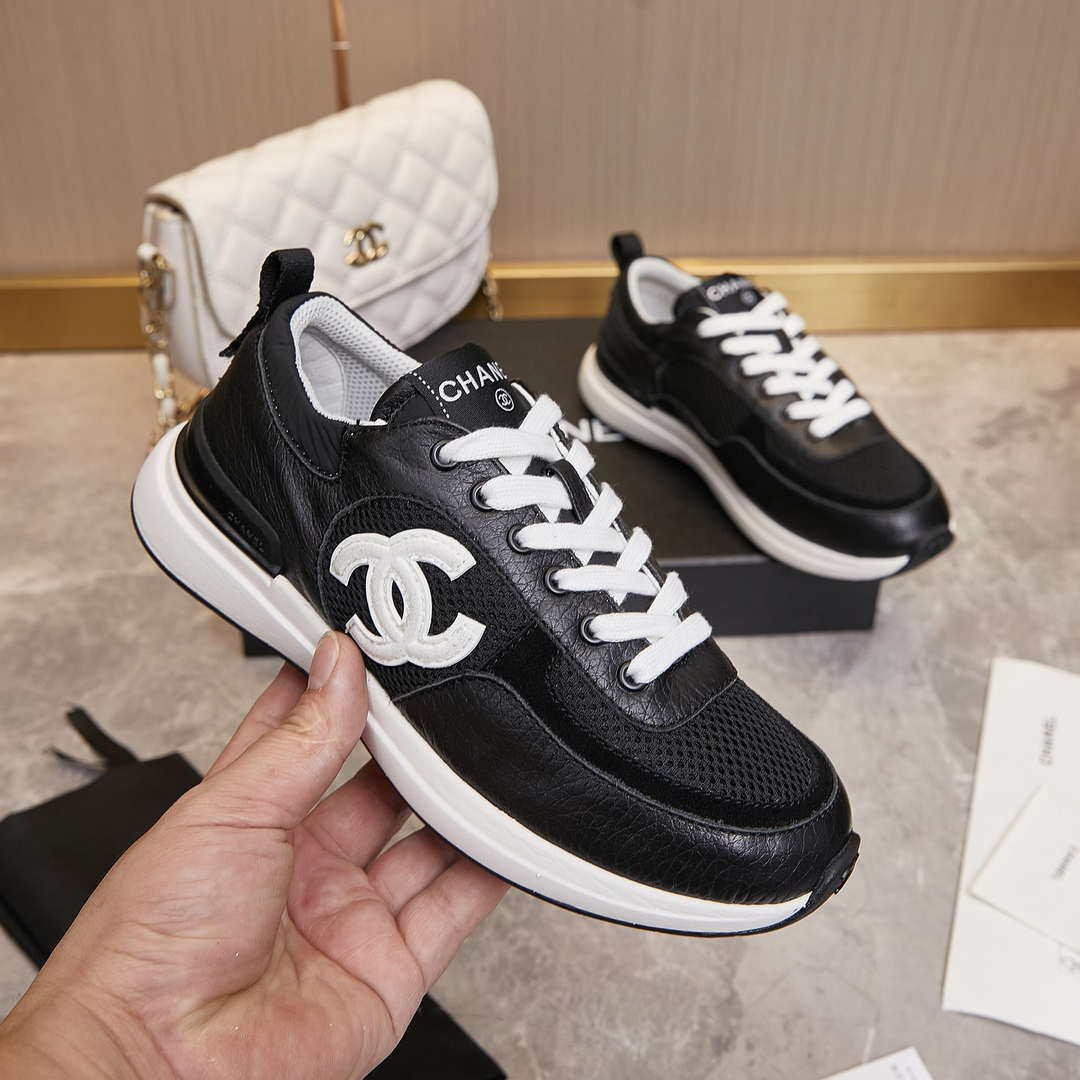 Chanel G46076 Women 24B Trainers Grained Calfskin Black & White C91291 - Fmale-Euro 35=US 4 - View 3