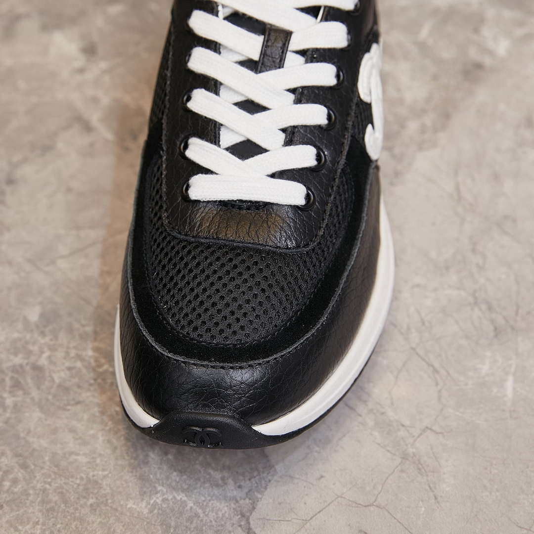 Chanel G46076 Women 24B Trainers Grained Calfskin Black & White C91291