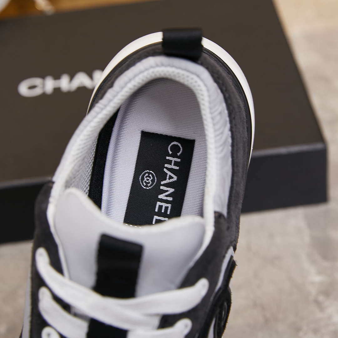 Chanel G46076 Women 24B Trainers Suede leather Black & White C91292