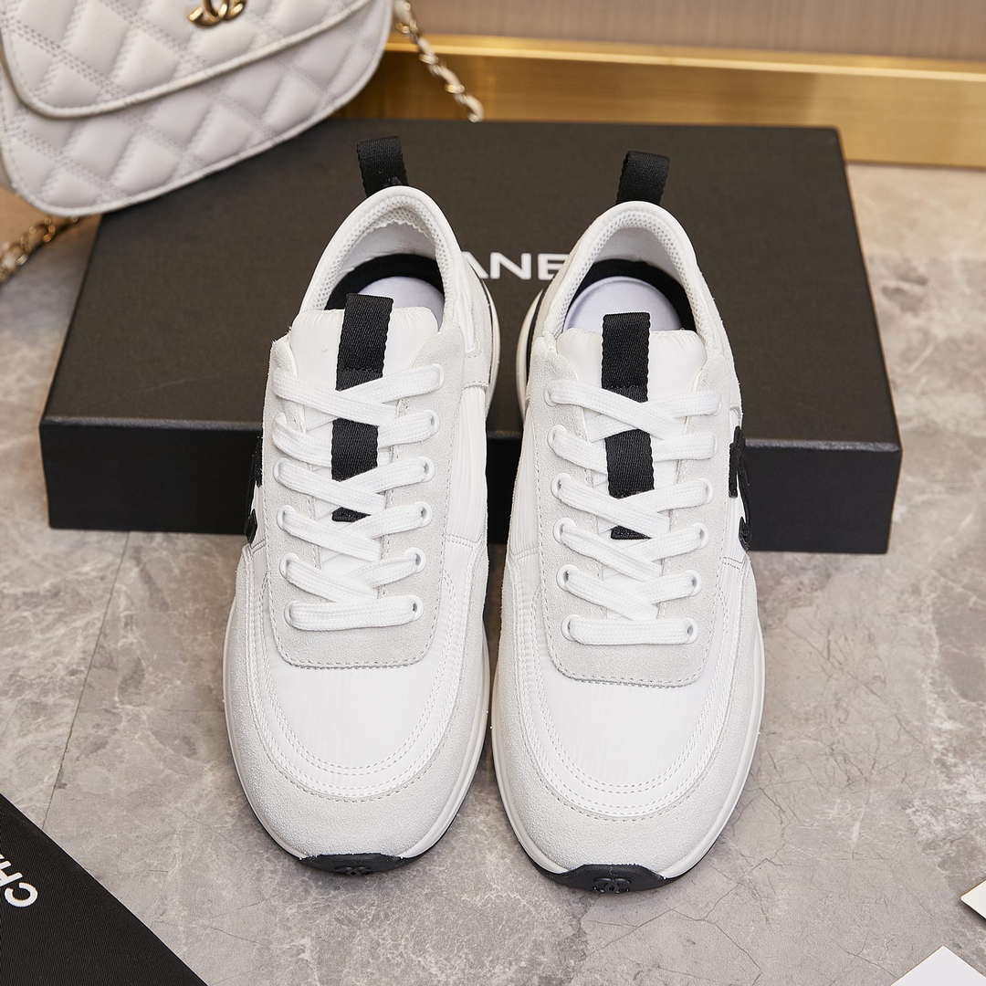 Chanel G46076 Women 24B Trainers Suede leather Black & White C91293 - Fmale-Euro 35=US 4 - View 4