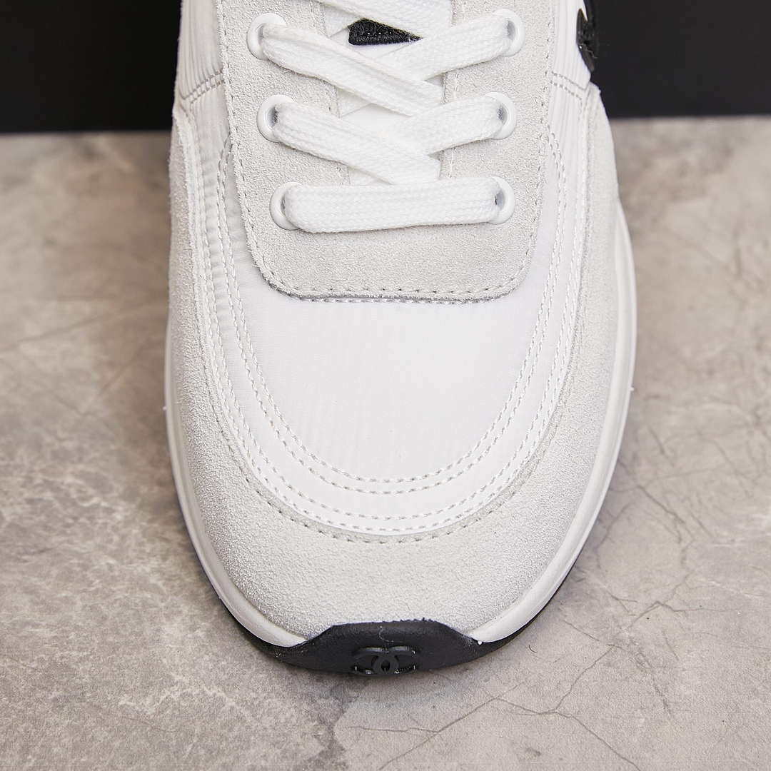 Chanel G46076 Women 24B Trainers Suede leather Black & White C91293 - Fmale-Euro 35=US 4 - View 7
