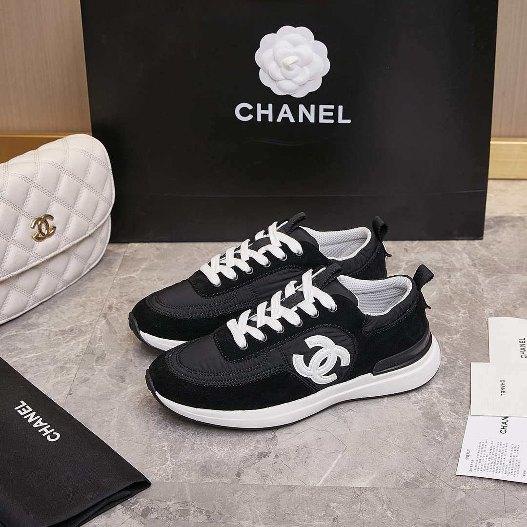 Chanel G46076 Women 24B Trainers Suede leather Black & White C91294 - Fmale-Euro 35=US 4 - View 4