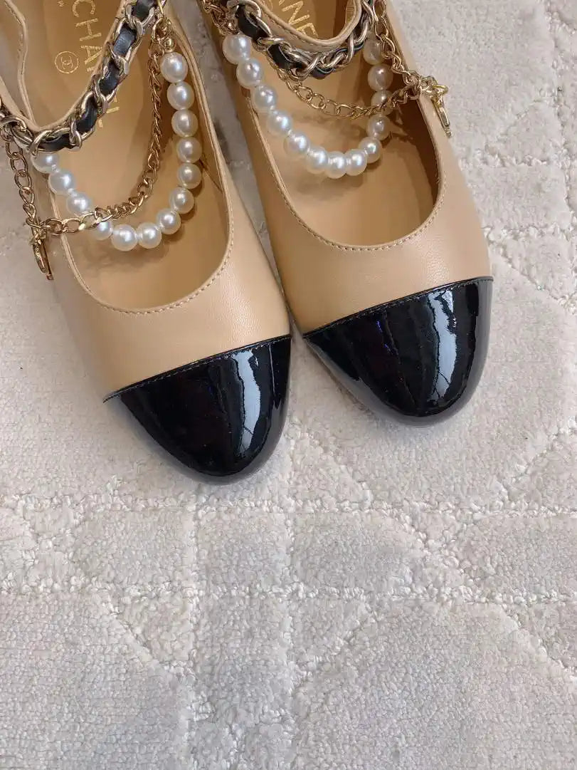 Chanel G46718 Mary Janes Lambskin Patent Calfskin Imitation Pearls & Metal C90301