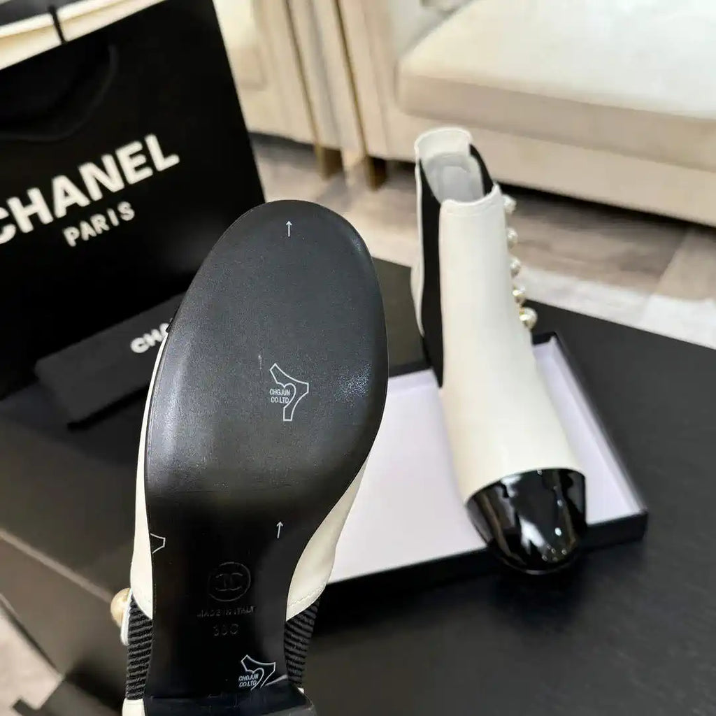 Chanel G46755 Short Boots Stretch Lambskin & Pearl C90330