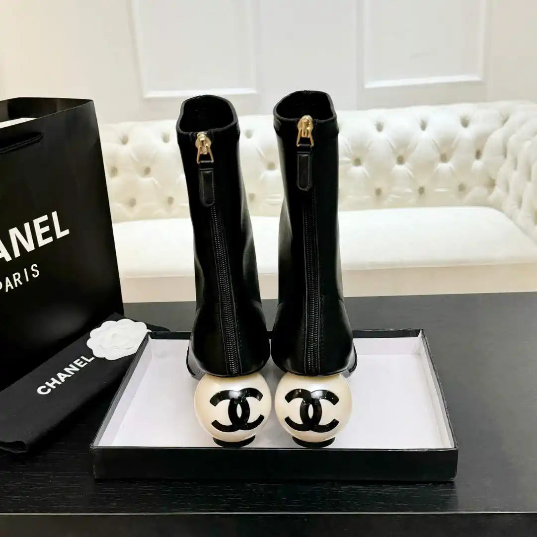 Chanel G46776 Mid-Calf Boots Stretch Lambskin & Patent Calfskin C90322