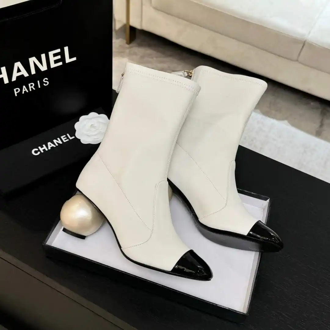 Chanel G46776 Mid-Calf Boots Stretch Lambskin & Patent Calfskin C90323