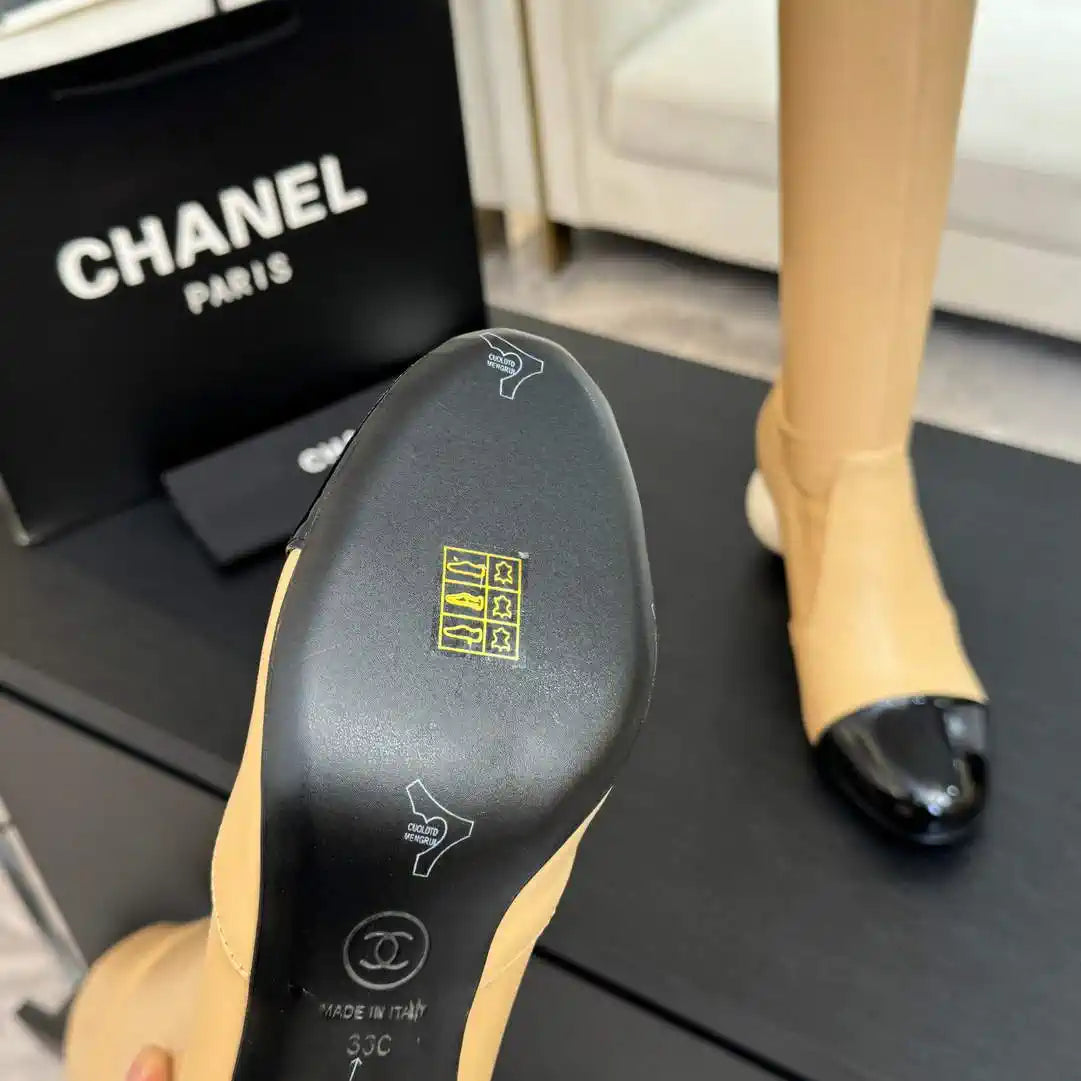 Chanel G46777 Long Boots Stretch Lambskin & Patent Calfskin C90325