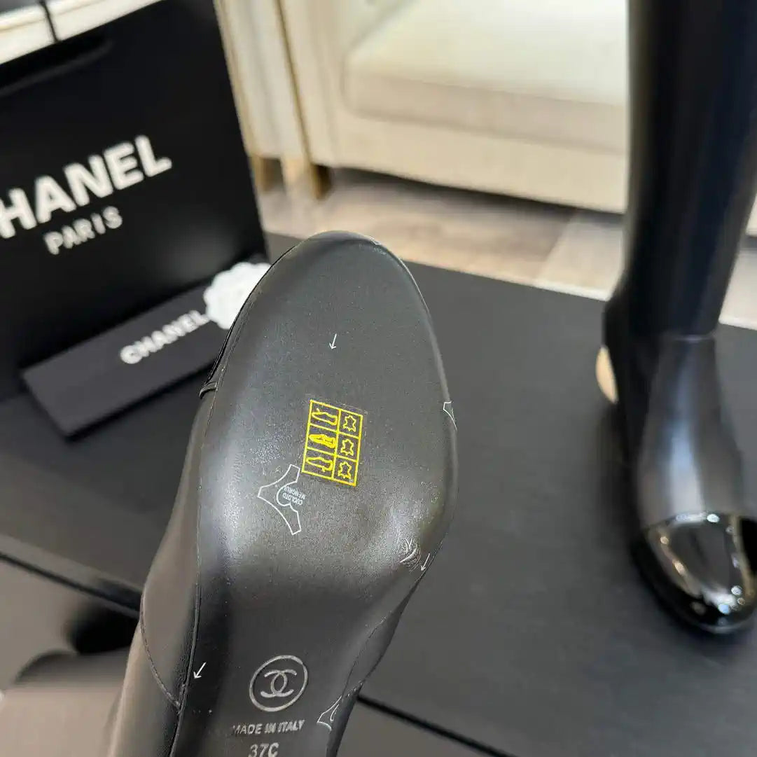 Chanel G46777 Long Boots Stretch Lambskin & Patent Calfskin C90326