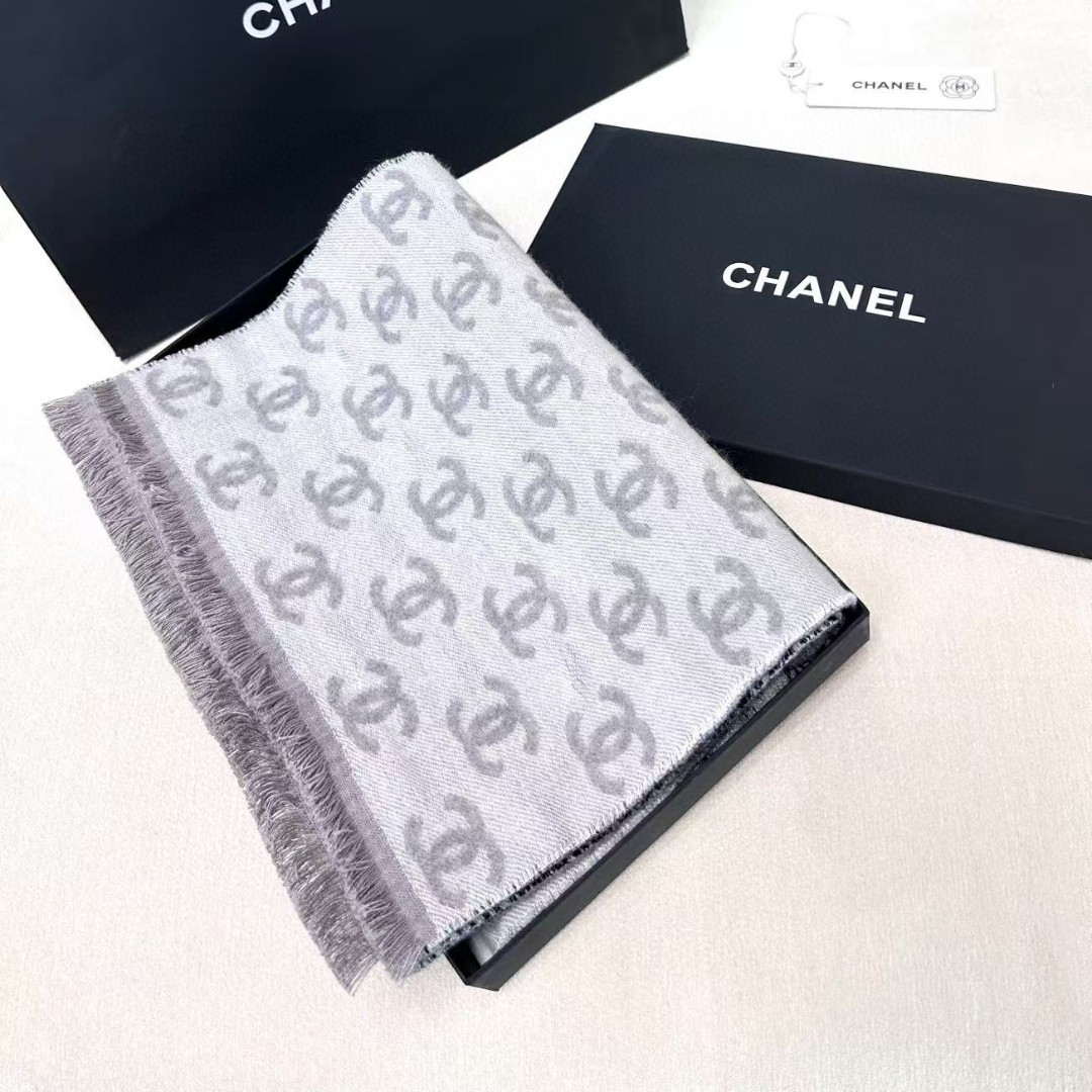Chanel Gradient Scarf Designer Scarf C88726 - Default Title - View 3