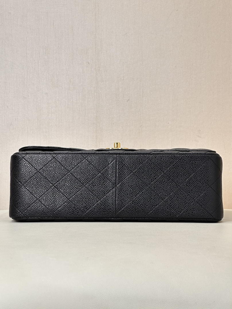 Chanel Large Flap Handbag Classic bag Grained shiny Calfskin gold  A58600 Black