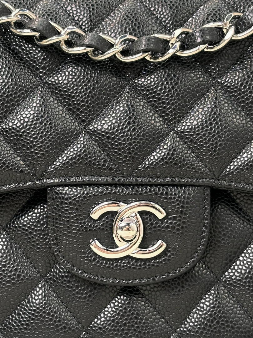 Chanel Large Flap Handbag Classic bag Grained shiny Calfskin Silver A58600 Black