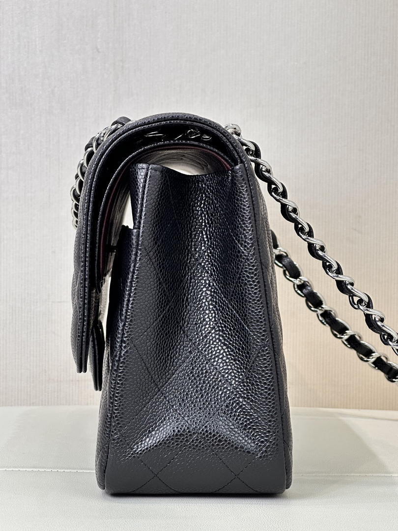 Chanel Large Flap Handbag Classic bag Grained shiny Calfskin Silver A58600 Black
