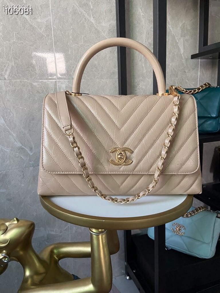 Chanel Large Top Handle Bag A92991 lambskin V gird Apricot Gold - Default Title - View 1