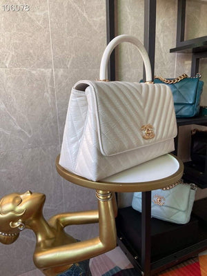 Chanel Large Top Handle Bag A92991 lambskin V gird White Gold - Default Title - View 3