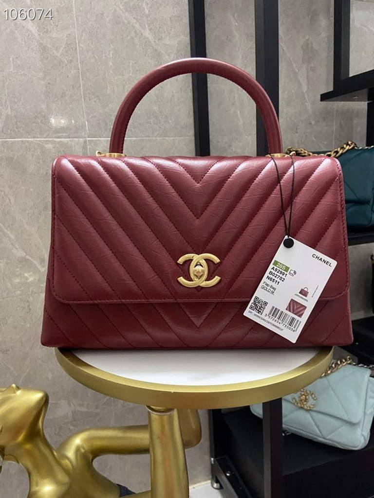 Chanel Large Top Handle Bag A92991 lambskin V gird Wine Red Gold