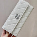 Chanel Long Flap Wallet Grained shiny calfskin AP3724 White