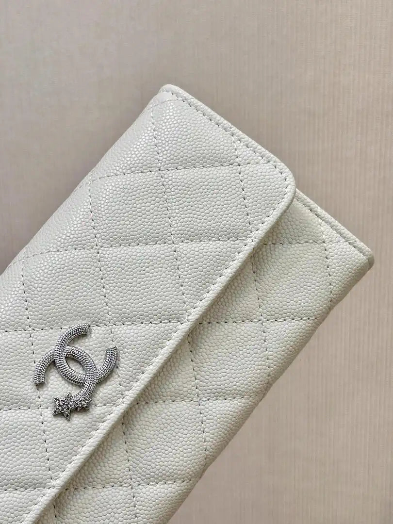 Chanel Long Flap Wallet Grained shiny calfskin AP3724 White