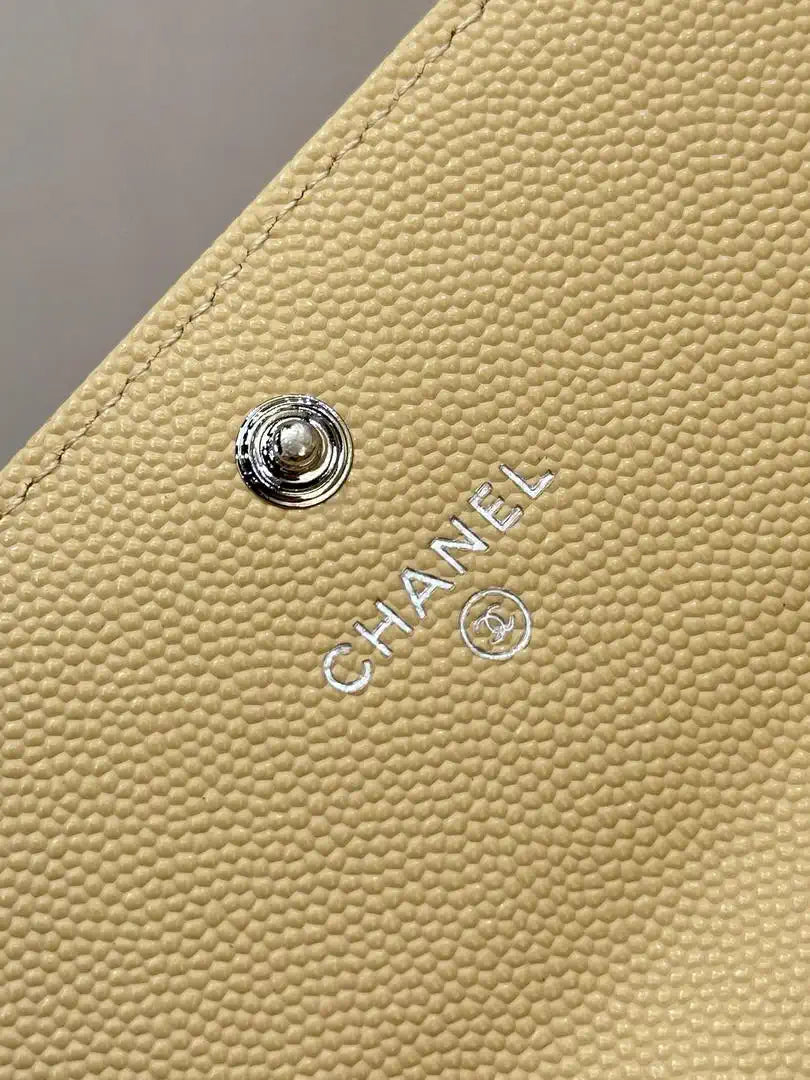 Chanel Long Flap Wallet Grained shiny calfskin AP3724 Yellow