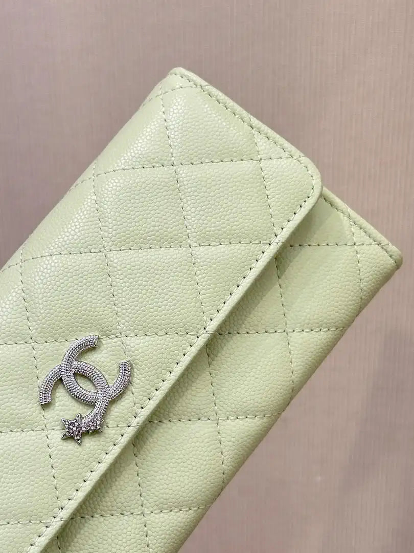 Chanel Long Flap Wallet Grained shiny calfskin AP3724 Green