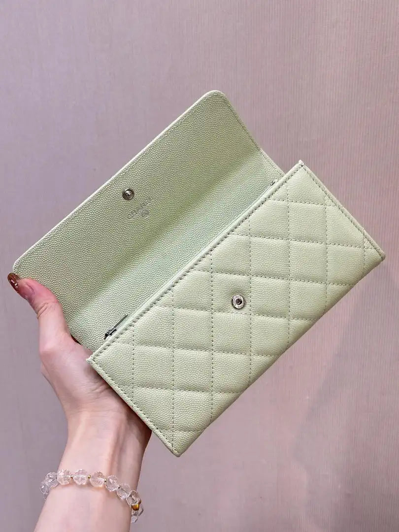Chanel Long Flap Wallet Grained shiny calfskin AP3724 Green