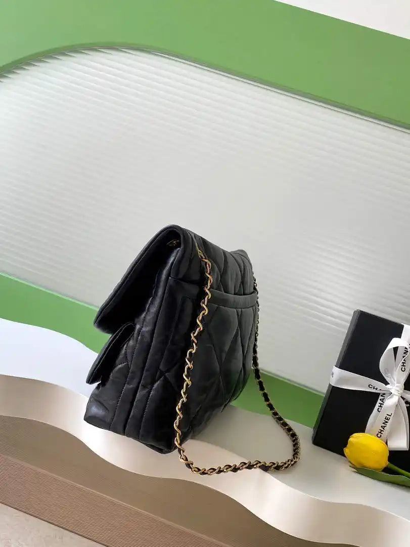 Chanel Maxi Flapbag 25K Lambskin AS5727 Black