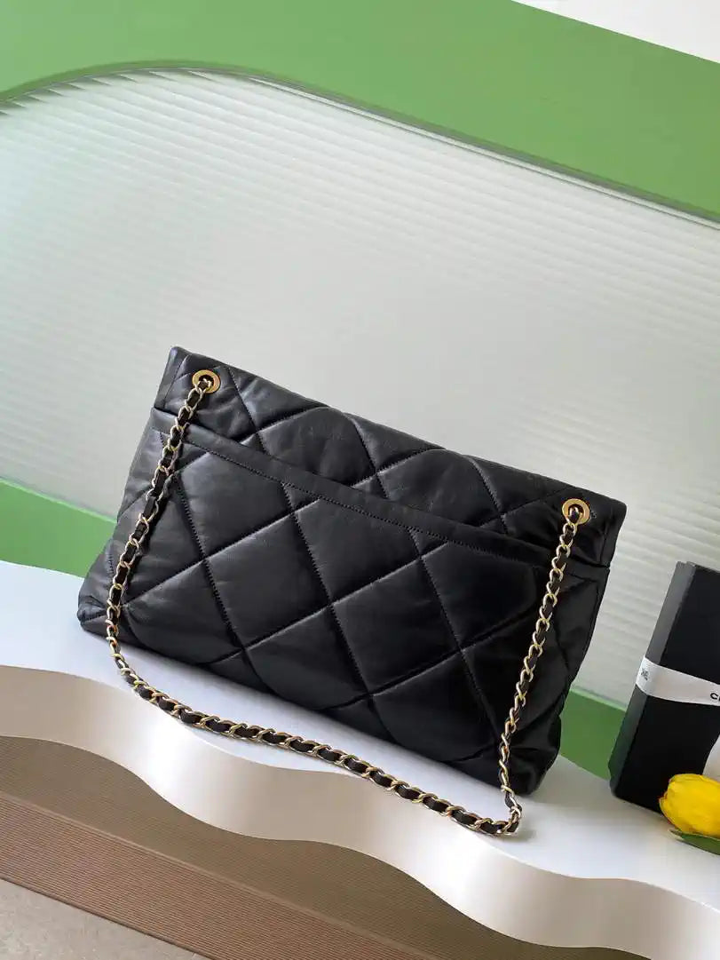 Chanel Maxi Flapbag 25K Lambskin AS5727 Black