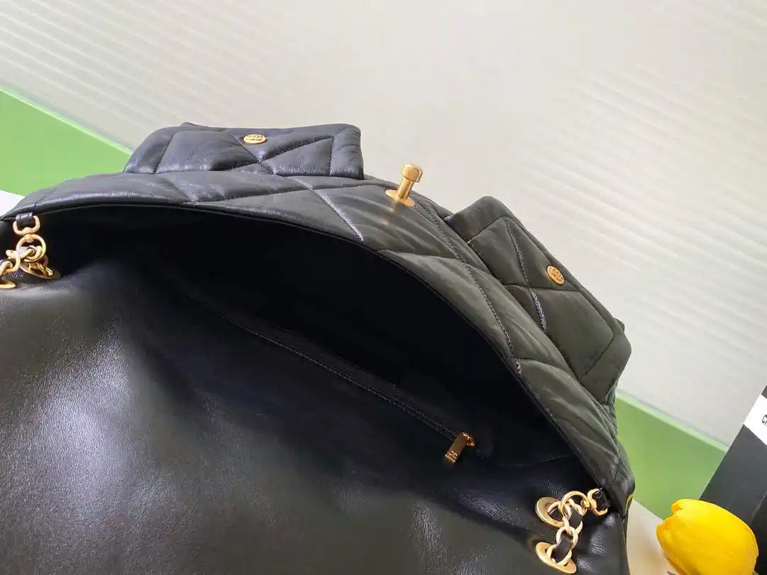 Chanel Maxi Flapbag 25K Lambskin AS5727 Black