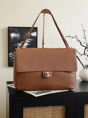 Chanel Maxi Flapbag Grained calfskin & gold-tone metal AS6233 Gold Brown - Gold - View 10