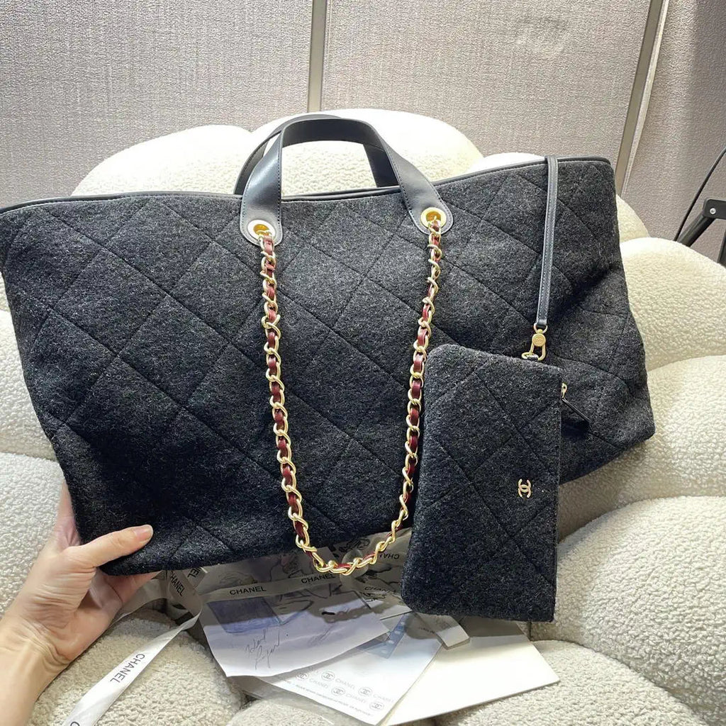 Chanel Maxi Shopping Bag Wool & Gold-Tone Metal AS5852 Black
