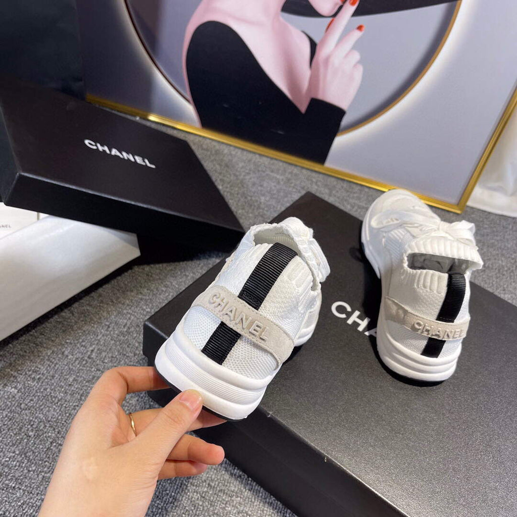 Chanel Men Women's Sneaker Shoes G38750 White and Grey Calfskin