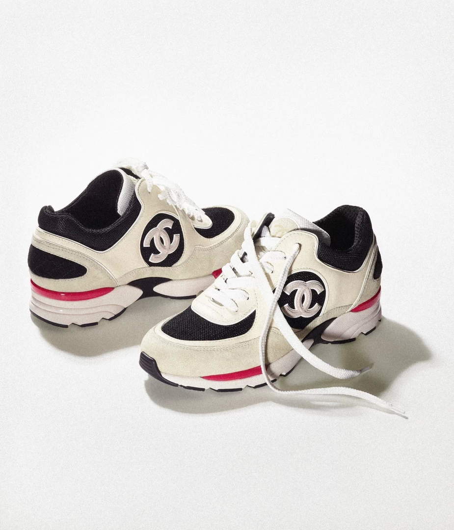 Chanel Men Women's Sneaker Shoes Calfskin G39066 - 34 - View 2