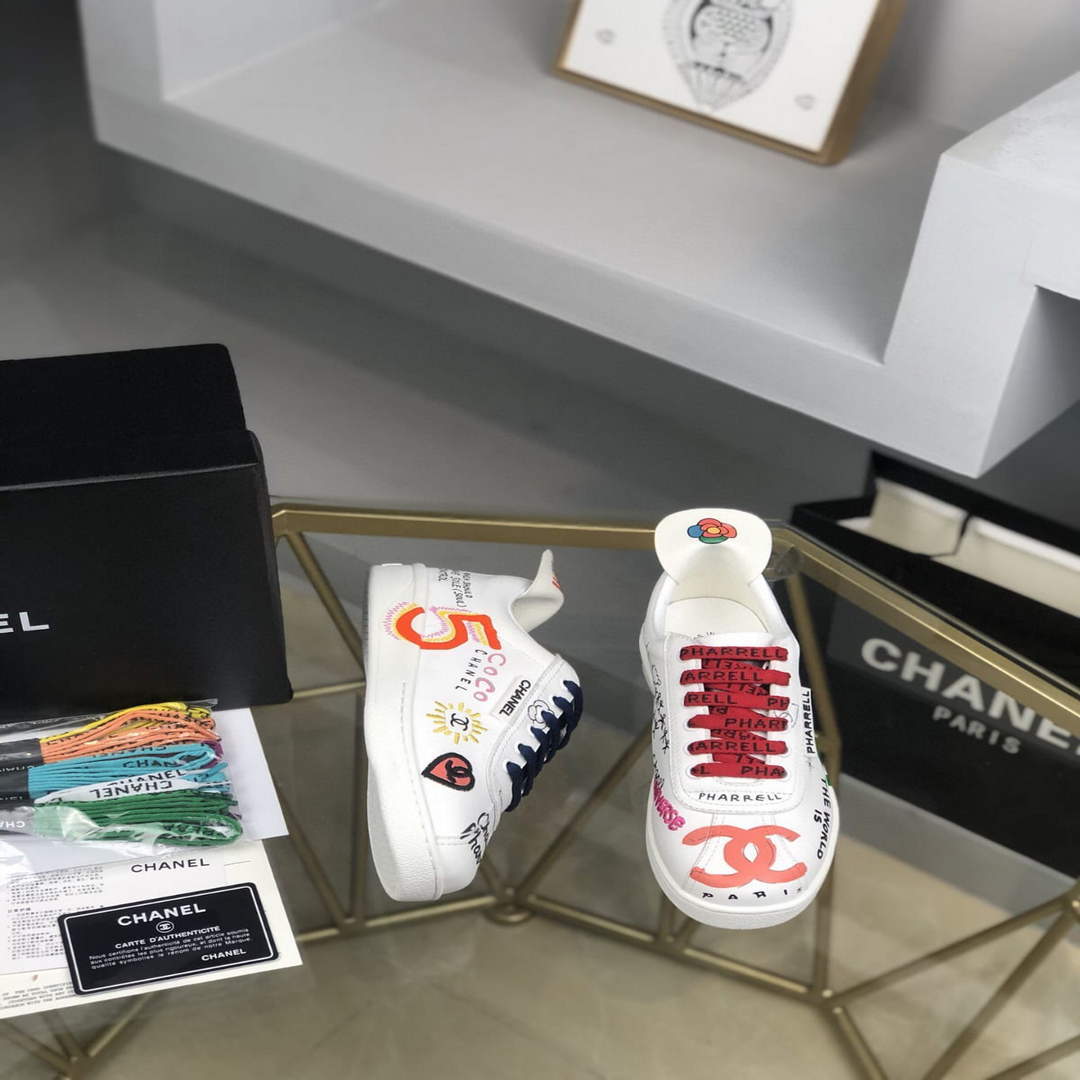 Chanel Men Women's Sneaker Wholsale Chanel x Pharrell Shoes Lambskin C90088