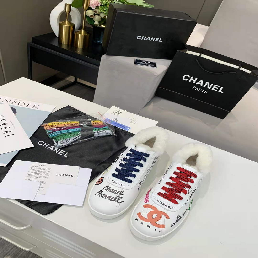 Chanel Men Women's Sneaker Wholsale Chanel x Pharrell Shoes Lambskin C90089